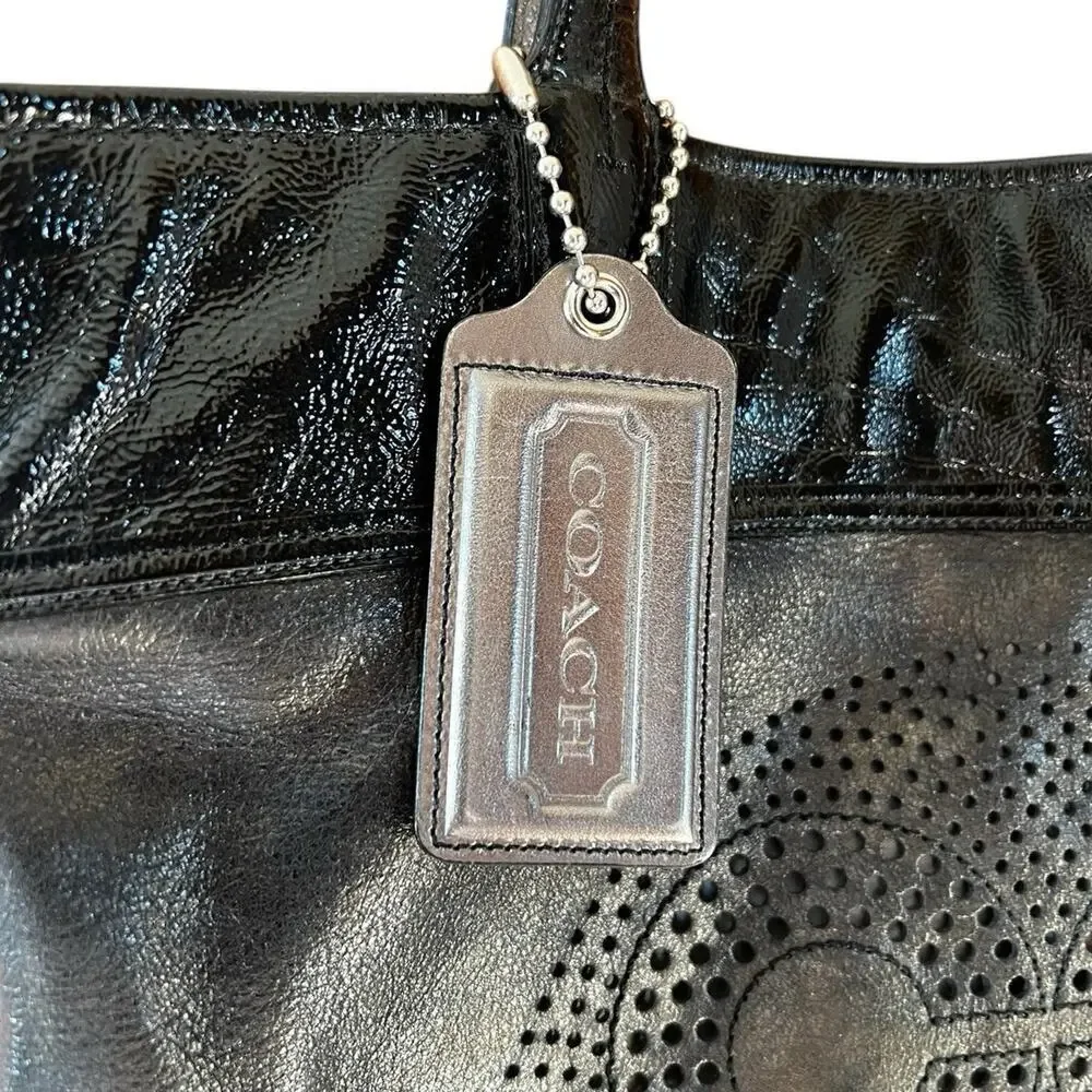 Coach, Audrey collection, leather black shoulderbag/tote